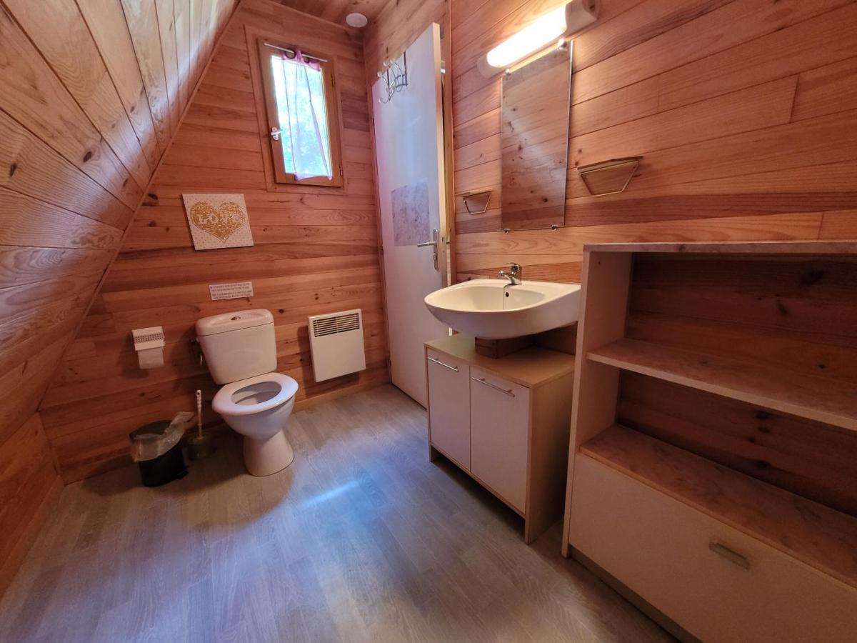 Camping Les Hirondelles Bourg-Sainte-Marie Exterior photo