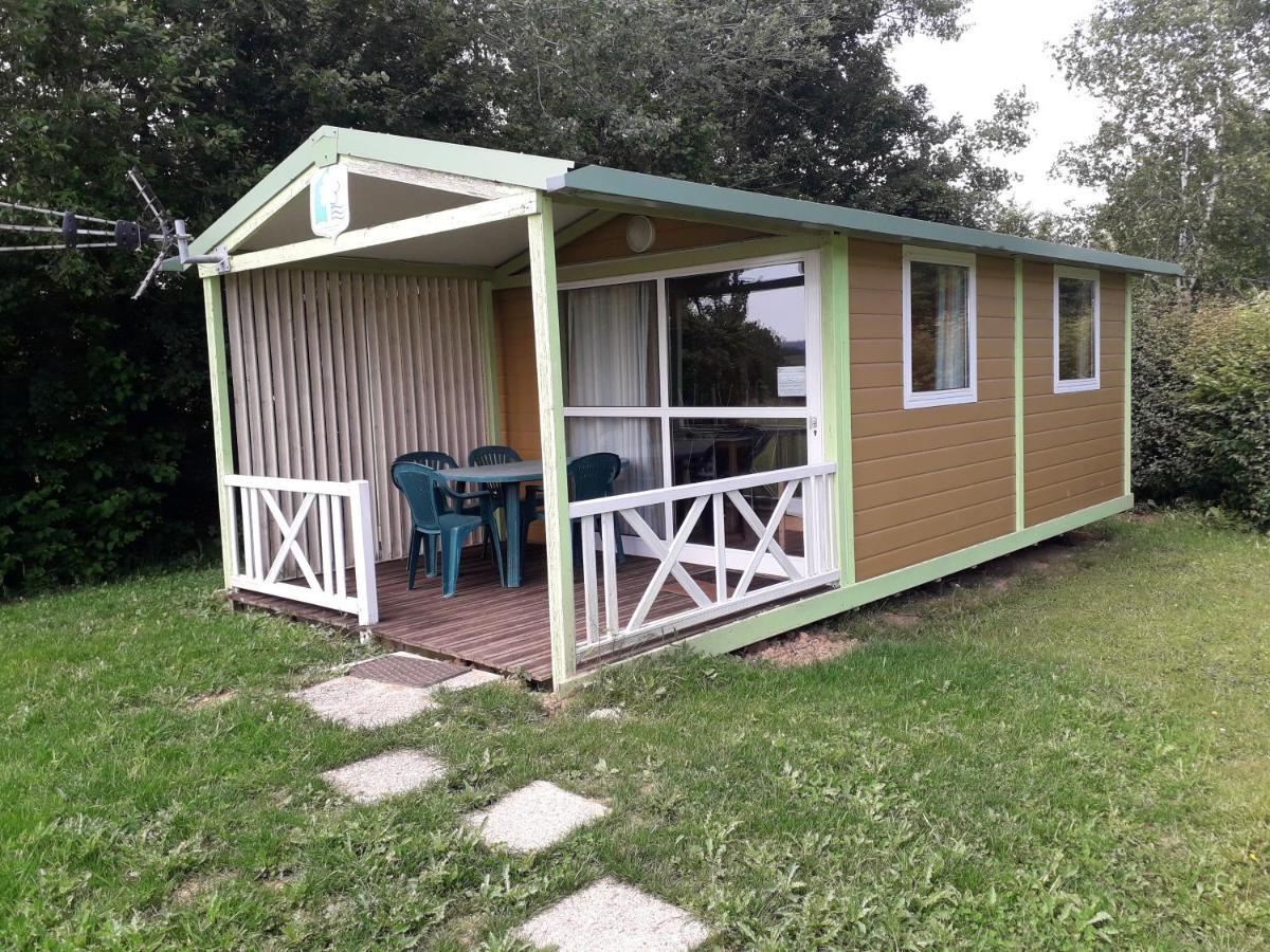 Camping Les Hirondelles Bourg-Sainte-Marie Exterior photo